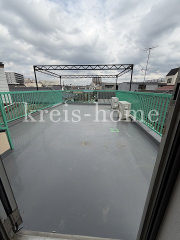 荒川区東尾久６丁目戸建てのバルコニー