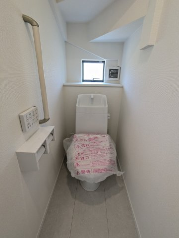 西原1丁目3636番のトイレ|温水ウォシュレット付きトイレでゆっくりと快適なお一人時間を～