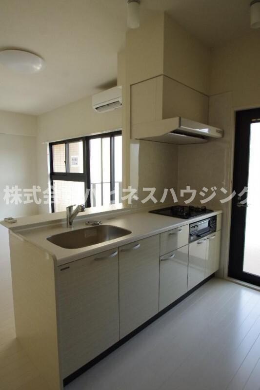 ボワ･デ･コガネのキッチン