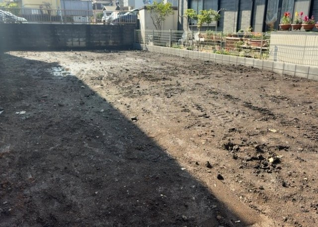 【構造・工法・仕様】 | 木造住宅とは土台、壁、柱など建築物の強度を支える構造体の材に木が使用されている構造を指します。構造体は建物の自重を支えるだけではなく風圧や水圧、積裁荷重などあらゆる衝撃に耐えるための基礎です。