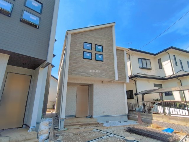 ふじみ野市西原１丁目の新築一戸建の外観|2026年6月撮影　
便利な2路線利用可能で買い物施設徒歩圏内に充実！