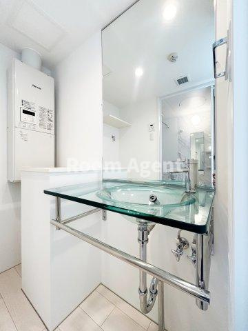 quador御器所BLANCの洗面所