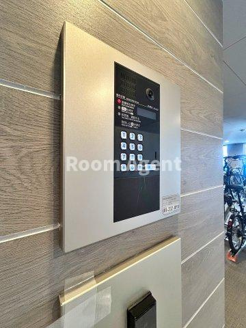 quador御器所BLANCのエントランス