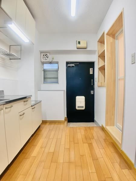 浅川コーポの玄関