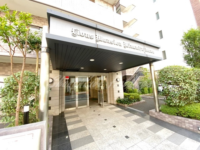 藤沢市南藤沢の賃貸マンションのエントランス