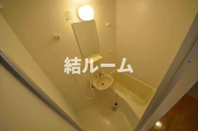 文京区関口１丁目の賃貸マンションの浴室