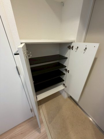 ラシーヌ瓦屋町の収納