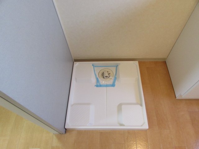 パークハイツA棟の洗面所|洗濯機置き場　※写真は201