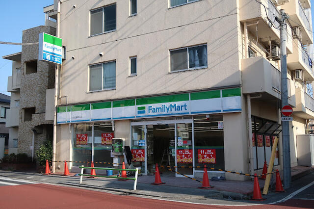 ファミリーマート京王…まで347m