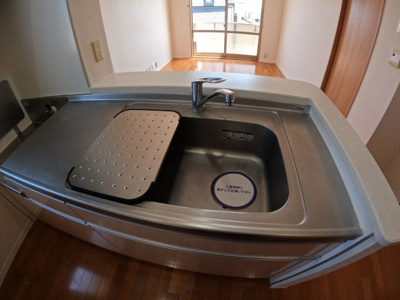 【キッチン】 | ヴィラ ソレイユ