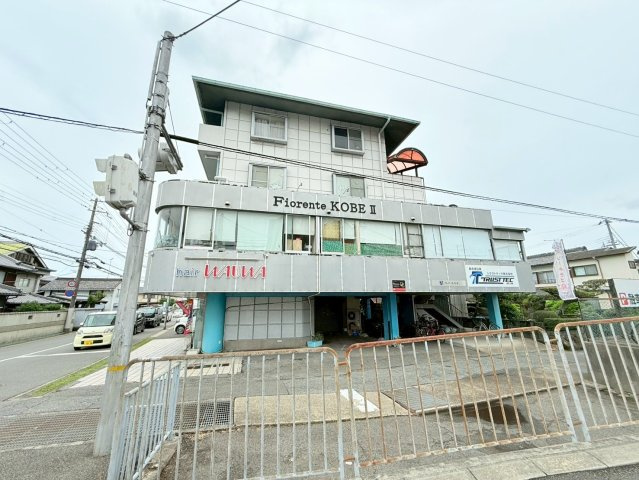 プレアール白水の外観