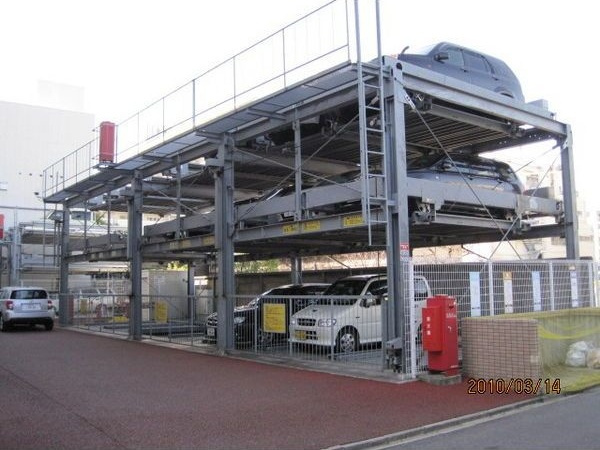 ハイトピア瑞穂の駐車場
