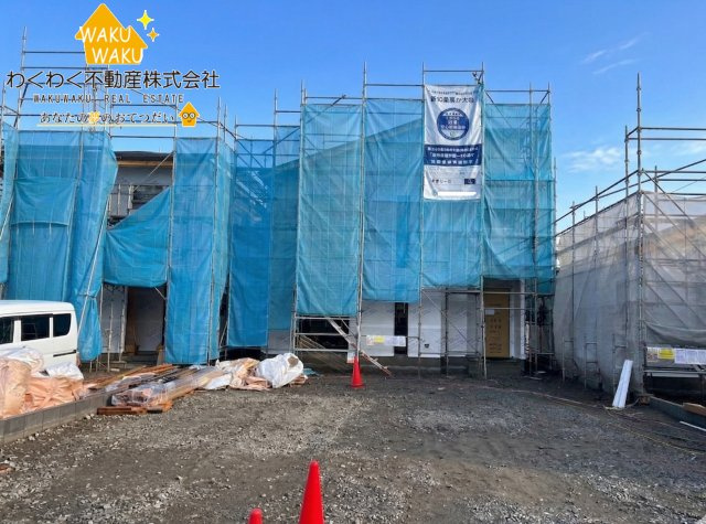 吉田町住吉11期　新築戸建の前面道路含む現地写真|2号棟写真（左から1・2・3号棟）