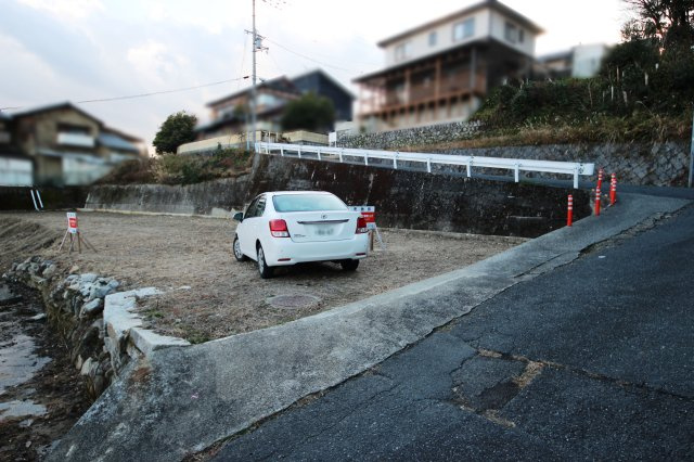 【外観】 | 大津市和邇高城43,45-1　売土地 | 2026年1月撮影、敷地北側道路から別角度