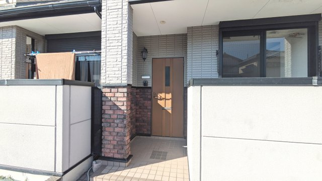 【エントランス】 | ロマンビビール弐番館
