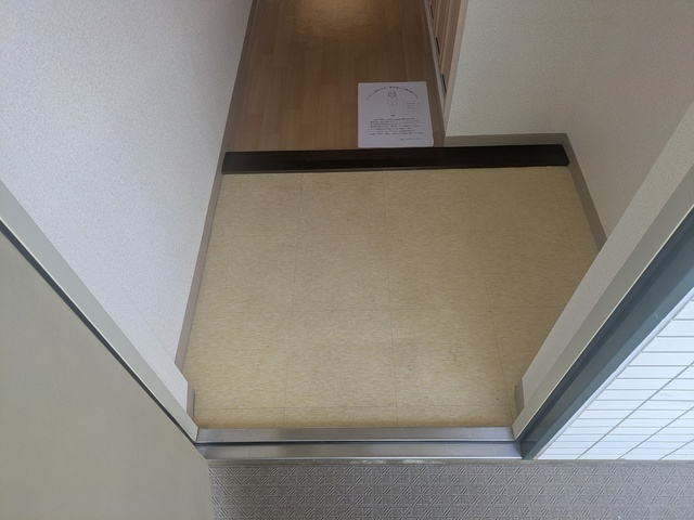 ホワイトヘイヴンの玄関|同タイプのお部屋です