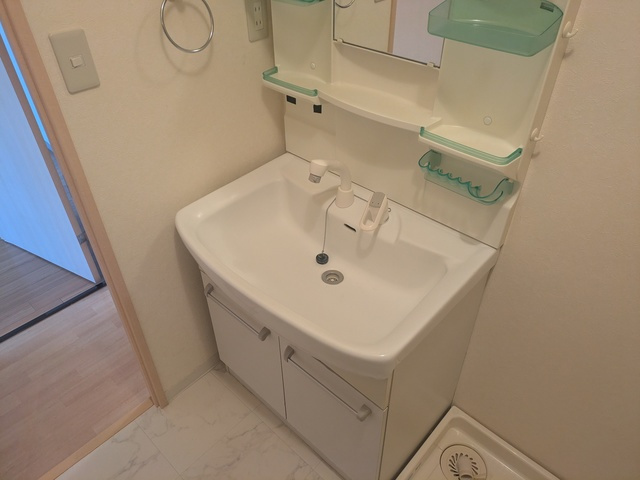 ホワイトヘイヴンの洗面所|同タイプのお部屋です