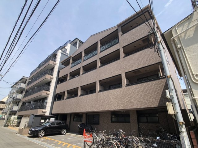 メゾンドグランブルーの外観