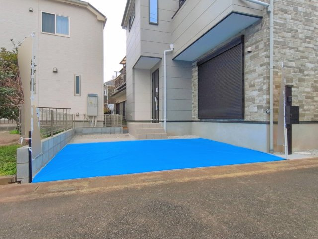 ふじみ野市亀久保の新築一戸建の駐車場