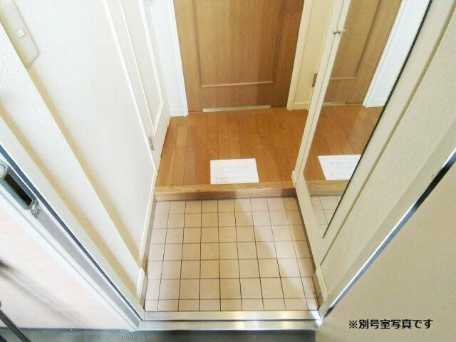 スカイコート両国壱番館の玄関