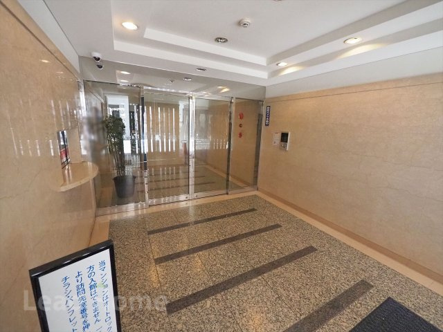 【エントランス】 | ウィン麻布十番ハラビル