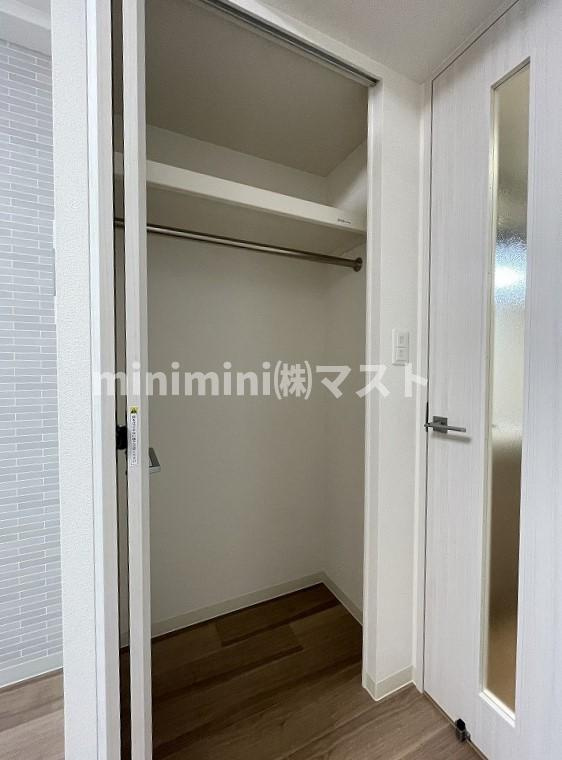 プレサンスOSAKA東中本エシデルの収納