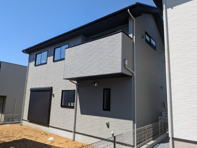 取手市ゆめみ野　5期　新築戸建　1号棟の前面道路含む現地写真|【月々8万円台〜】
写真だけでは伝わらない快適さを、ぜひ現地で体感しませんか？
即日見学可能です！平日のご案内も可能です♪
お気軽にお問合せください！
