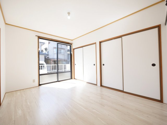 セジュール神田の洋室