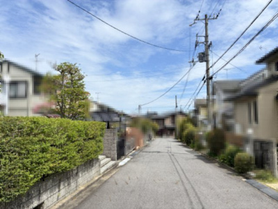 【前面道路含む現地写真】 | 大津市仰木の里東3丁目4-25　中古戸建