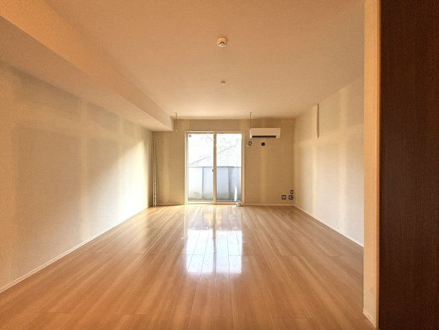 ファミールSの居間・リビング