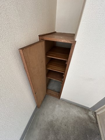 ラフォーレ塚口（塚口町6丁目）の収納