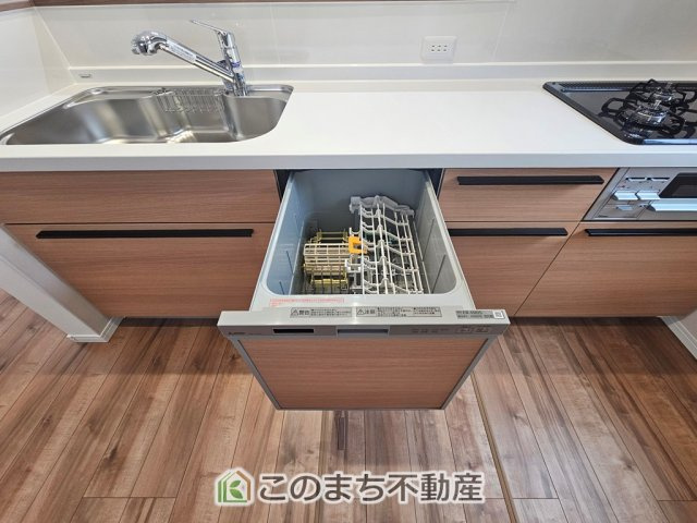クライン下野市川中子第1期のキッチン|ビルトイン食器洗乾燥機付きで、家事を楽に♪