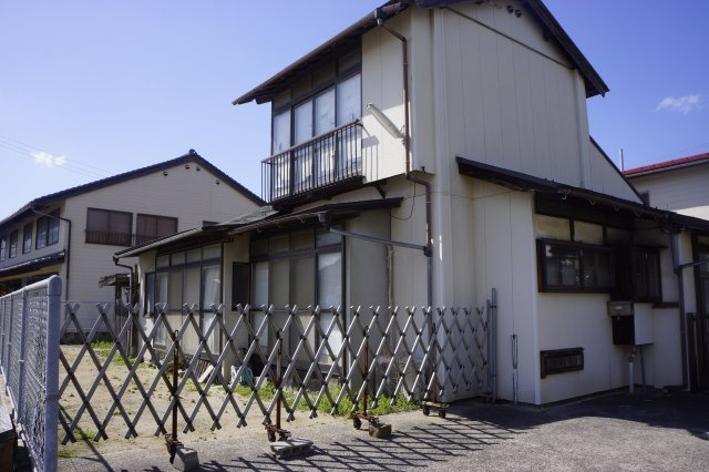 大社町杵築南　売土地　約79坪（有効面積76坪）建築条件なし（古家付き）