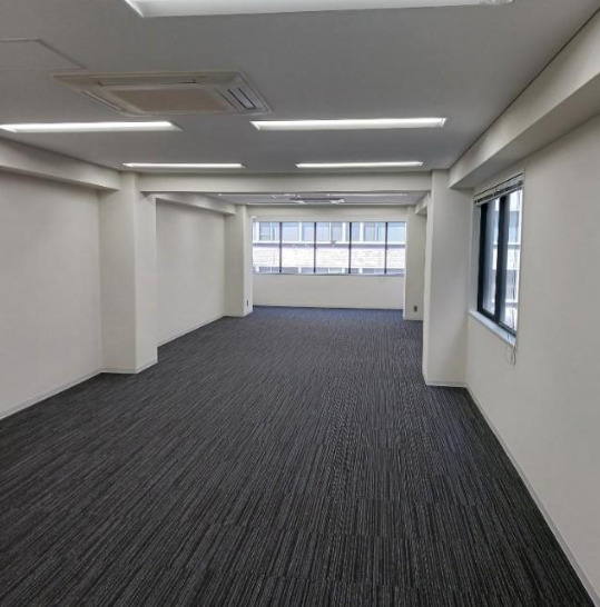 大阪市中央区難波２丁目の事務所の内装
