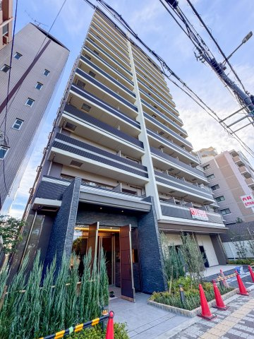 LUXENA住之江公園の外観