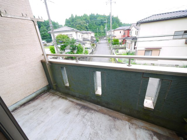 山武市埴谷　中古戸建のバルコニー|内装リフォーム済み令和8年7月 オール電化　平成21年6月築4LDKリビング約20帖 駐車4台可能