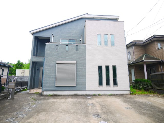 山武市埴谷　中古戸建の外観|内装リフォーム済み令和8年7月 オール電化　平成21年6月築4LDKリビング約20帖 駐車4台可能