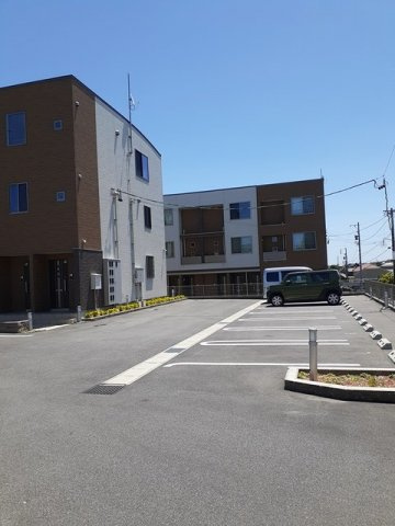 ネオ　レクサス　Ⅰ　　刈谷市近郊の賃貸はクラスホーム刈谷店の駐車場|駐車場があります