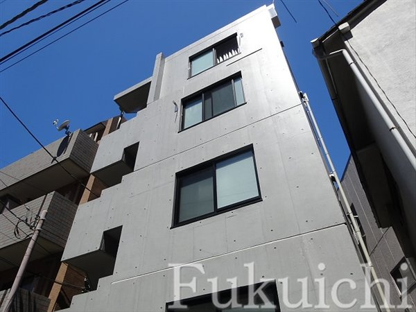Luna Crescente Gakugeidaigakuの外観