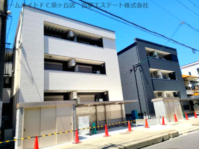 【外観】 | フジパレス高石駅南Ⅰ番館 | 左：本物件　右：フジパレス高石駅南Ⅱ番館