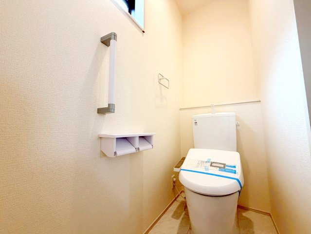 吉田町住吉11期　新築戸建のトイレ