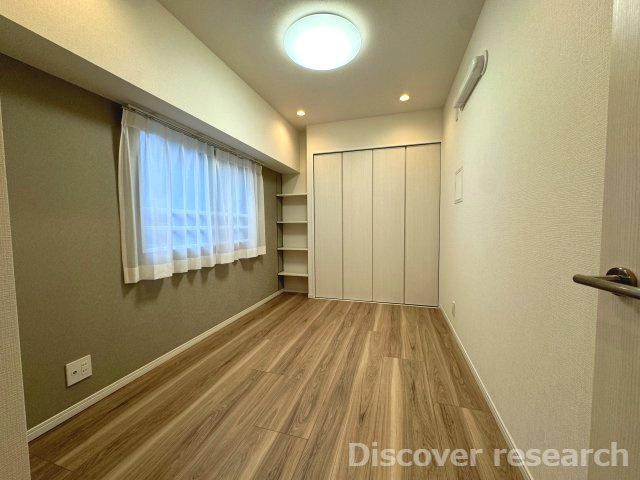中銀三鷹マンシオンの洋室