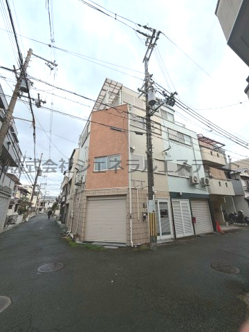 寝屋川市高柳2丁目30-20戸建の外観