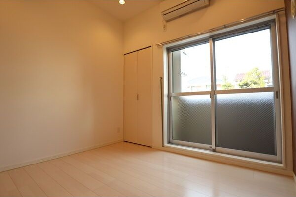 Residence Imaikeの洋室