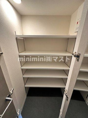 エスリードレジデンス大阪谷町ザ・マークスの玄関