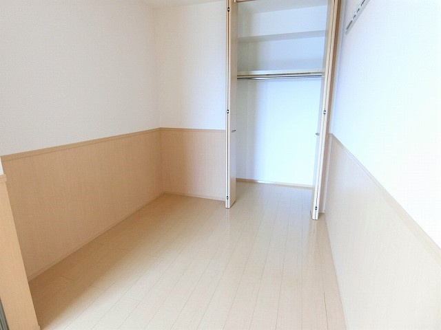 セゾントレビナの寝室