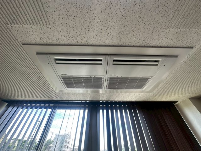 明知町 貸事務所の内装