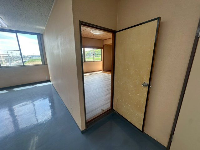明知町 貸事務所の内装