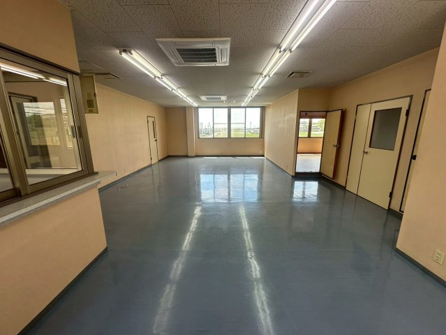 明知町 貸事務所の内装