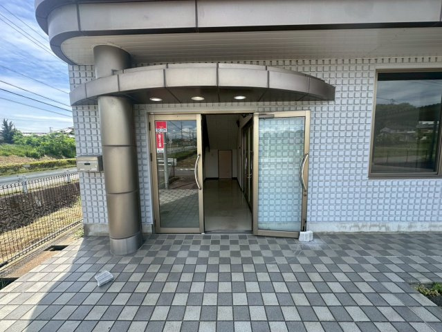 明知町 貸事務所のエントランス